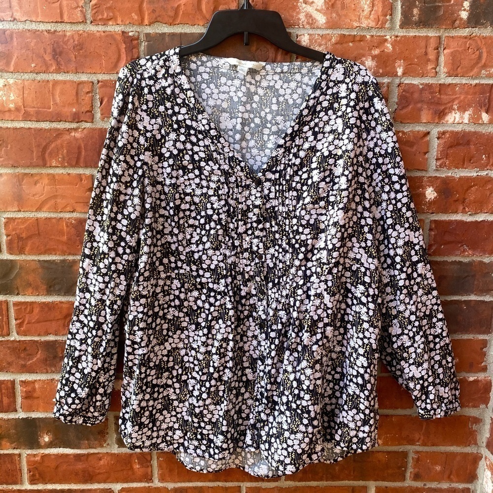 LC Lauren Conrad Womens XL Black Floral Long Sleeve Button Peasant Top